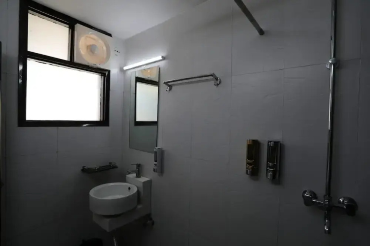 Banipark Service Apartment
