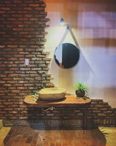 LoiLoi's home