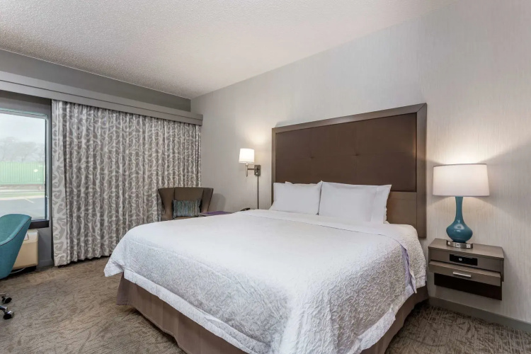 Hampton Inn Milwaukee-Airport