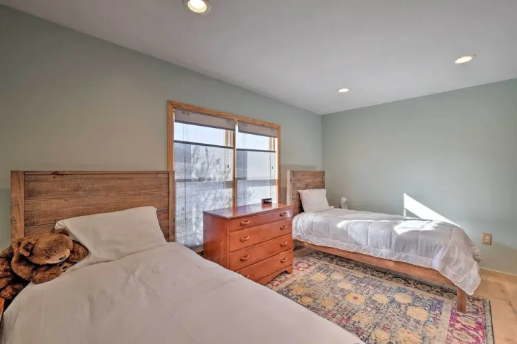 Catskills Mtn Retreat w/ Panoramic View & Fire Pit