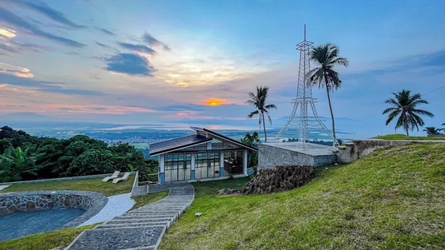 2 Bedrooms Villa with balcony and with city view