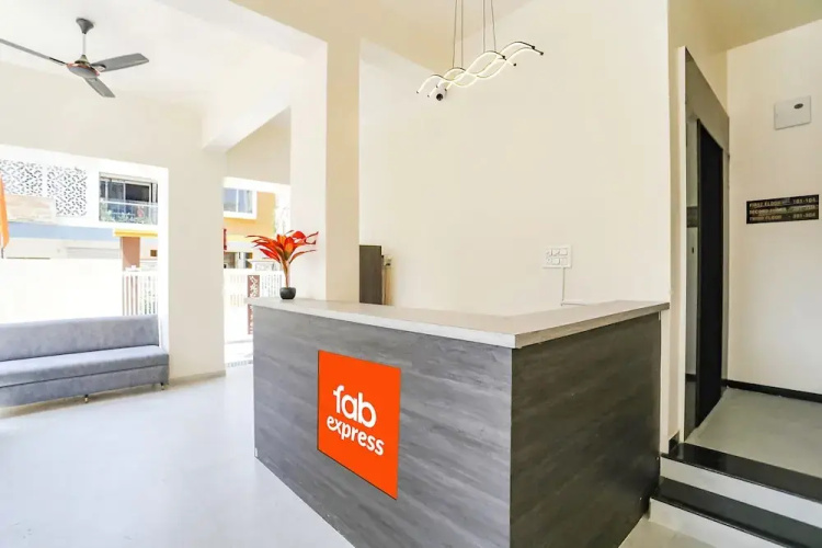 Fabexpress Radiant Guest House