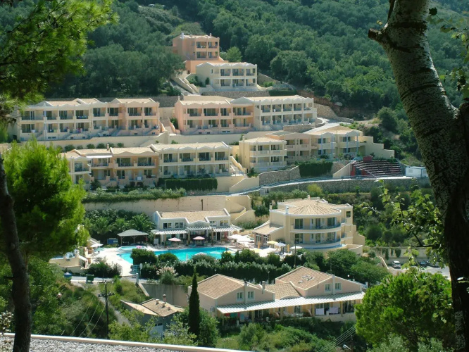Ithea suites hotel
