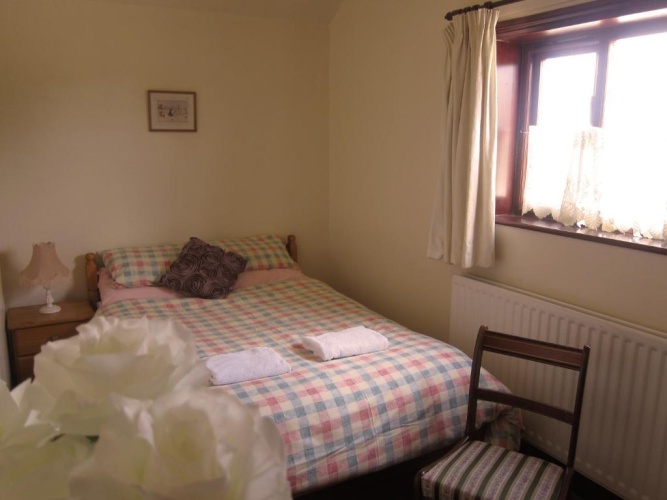 2 Bedrooms Cottage