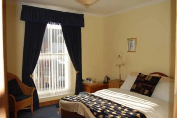 Pinewood Guest House