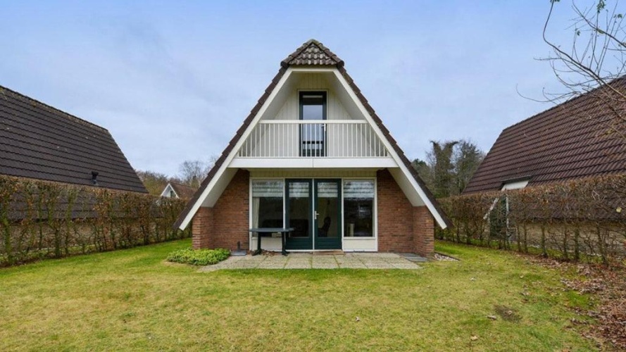 3 Bedrooms Cottage