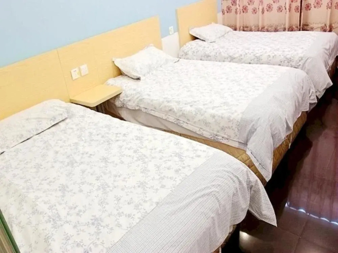 Shanghai Xinyuan Theme Hotel