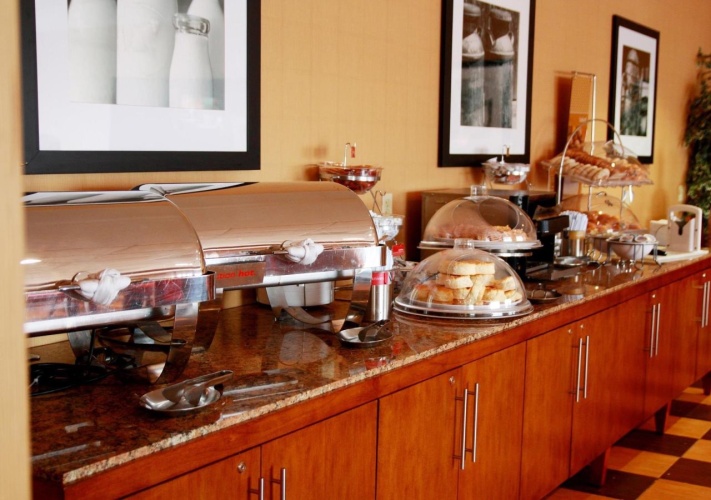 Hampton Inn Boston-Logan Airport photo 13