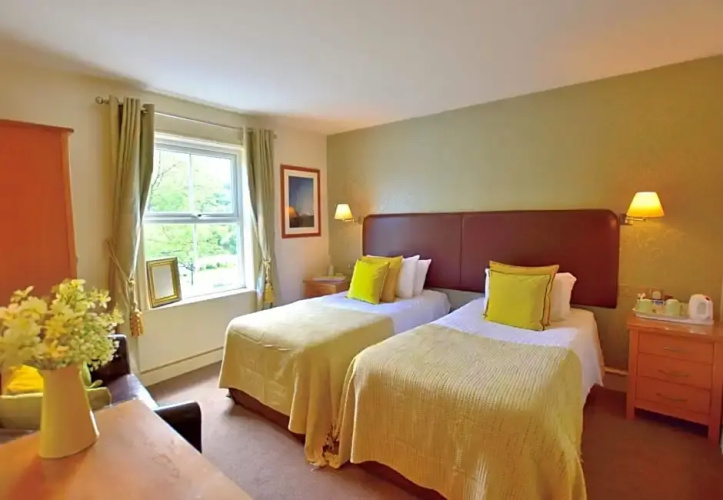 Bryn Tyrch Inn