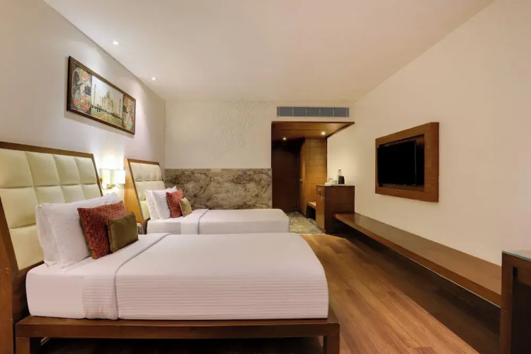Saura Hotel, Agra – A Club Mahindra Associate