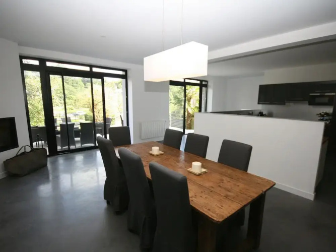 Luxurious Villa in Pont-Aven with Private Pool