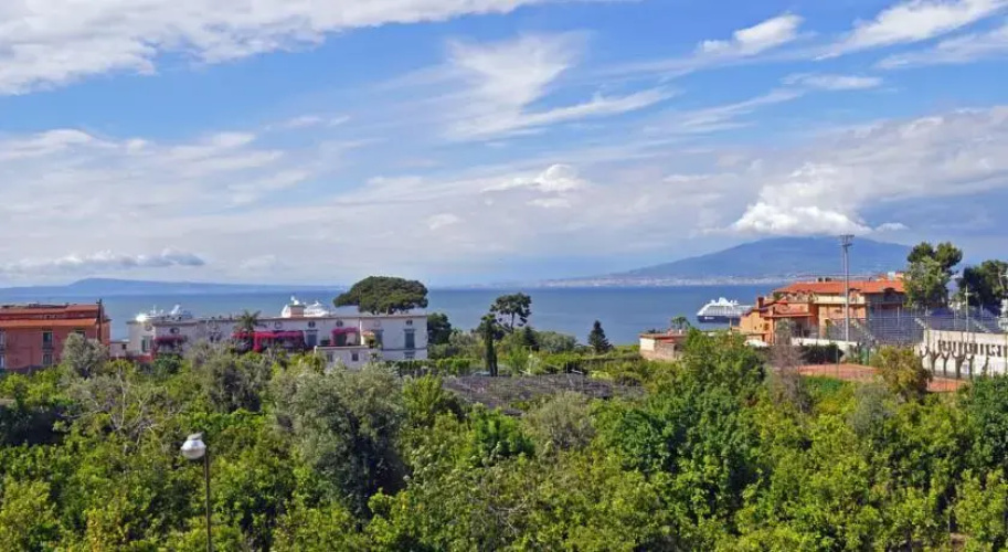 Splendid Apt Sea View