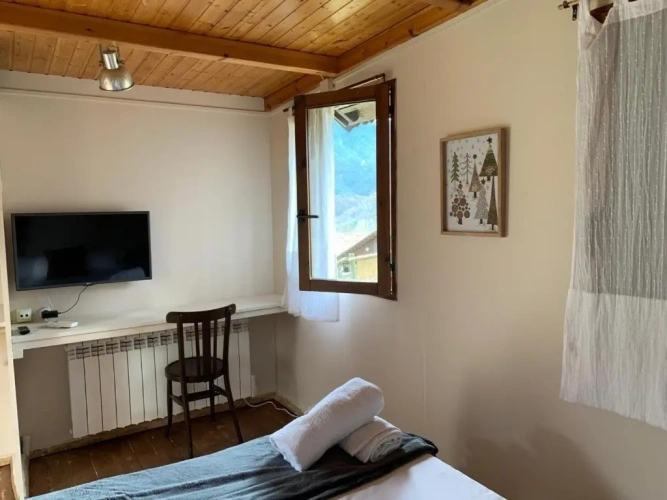 Standard Double room with mountain view