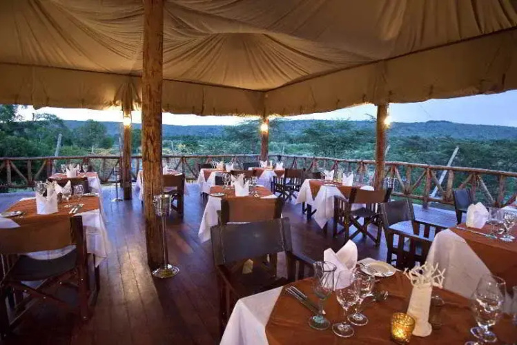 Neptune Mara Rianta Luxury Camp
