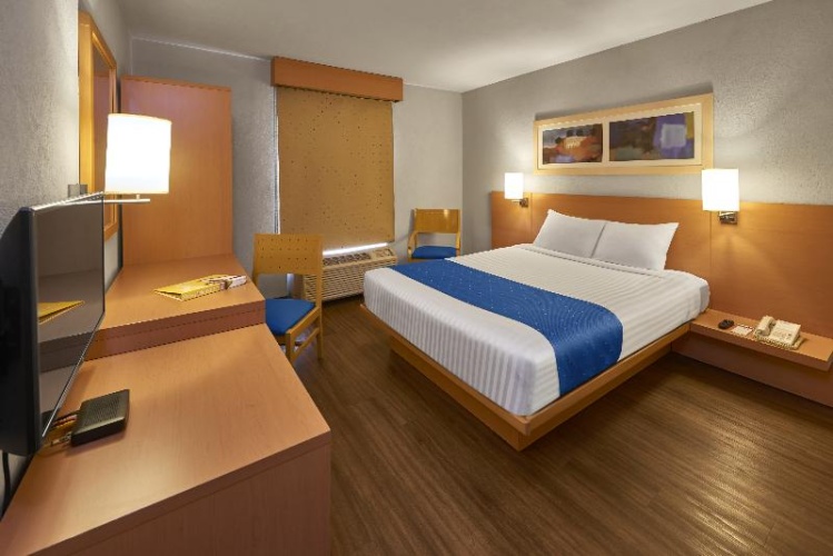 Standard Double room with view