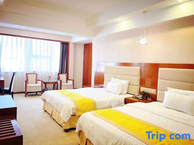 Deluxe Double Suite