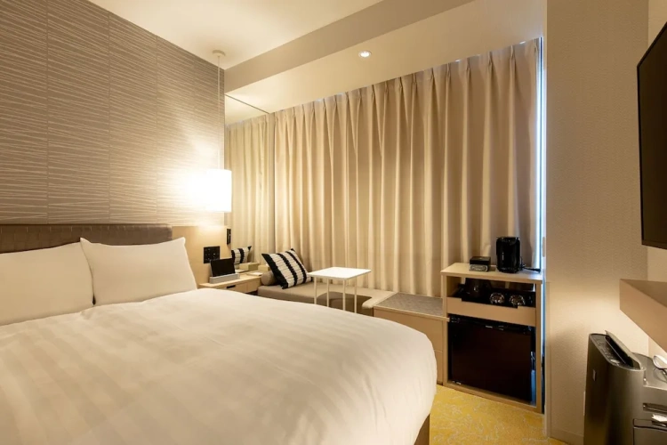 Standard Semi-Double room