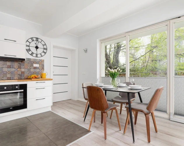 2 Bedrooms Quadruple Apartment