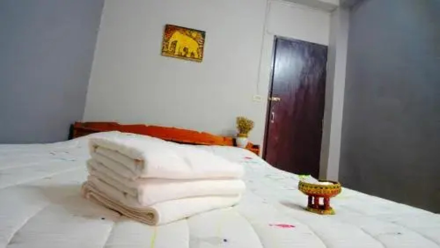 Baan Ha Guest House