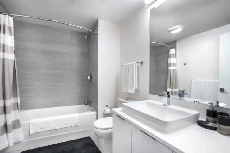 Luxurious Studio in the Seaport District