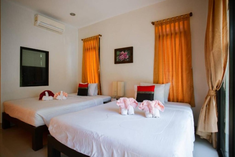 Standard Quadruple room