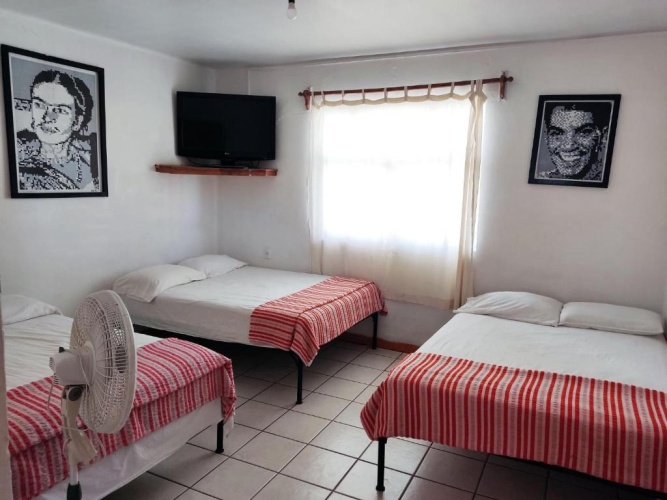 Standard Triple room
