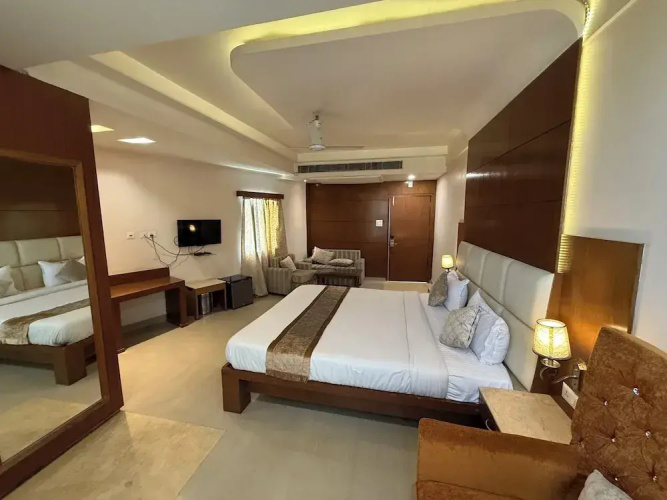 Mw Hotel