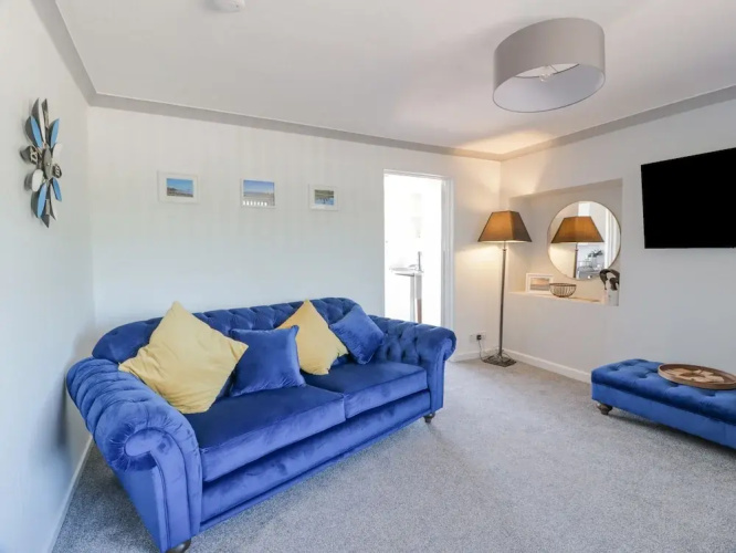 22 Turnberry Road