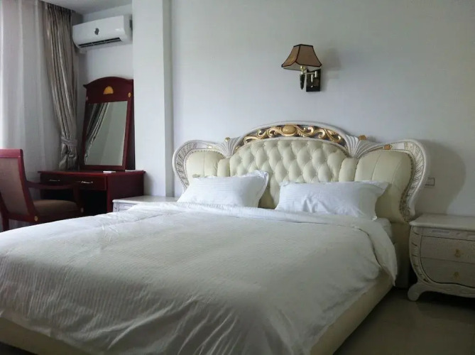 Sun Shine HotelOver view