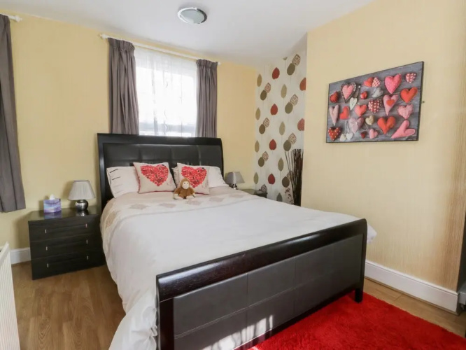 25 Springvale
