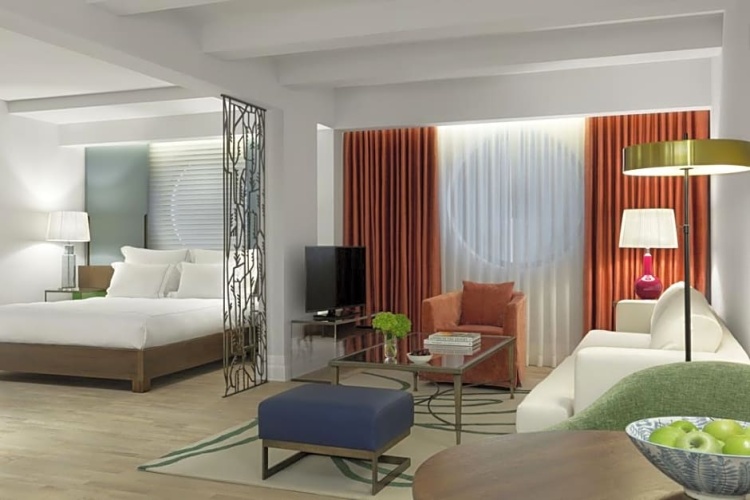 Standard Double Suite