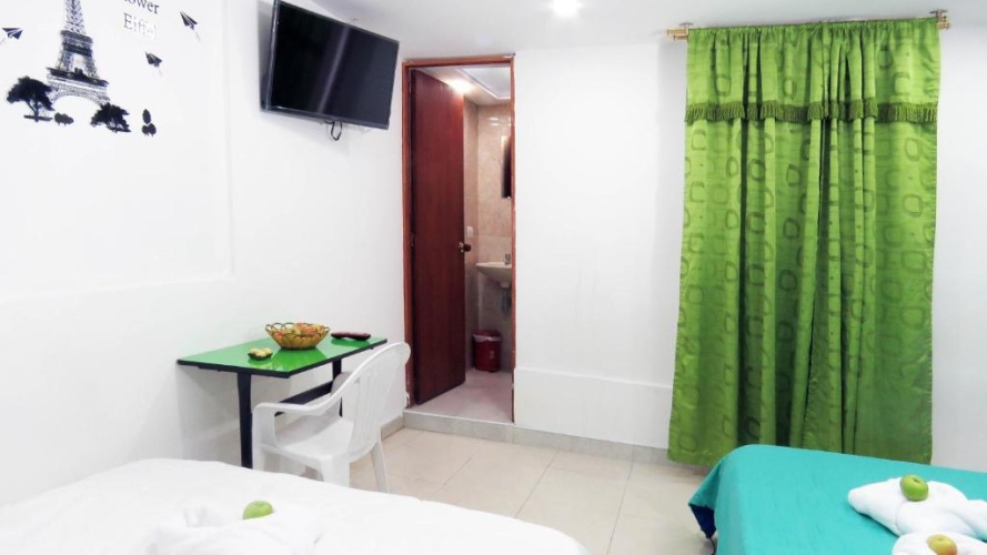 Standard Triple room with view