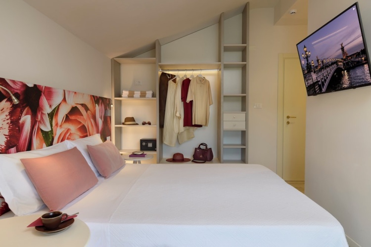 Comfort Triple room