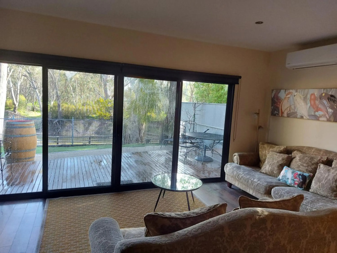 Adelphi Apartment 6 Riverview 2 BDRM or 6A King Studio Riverview both with balconies