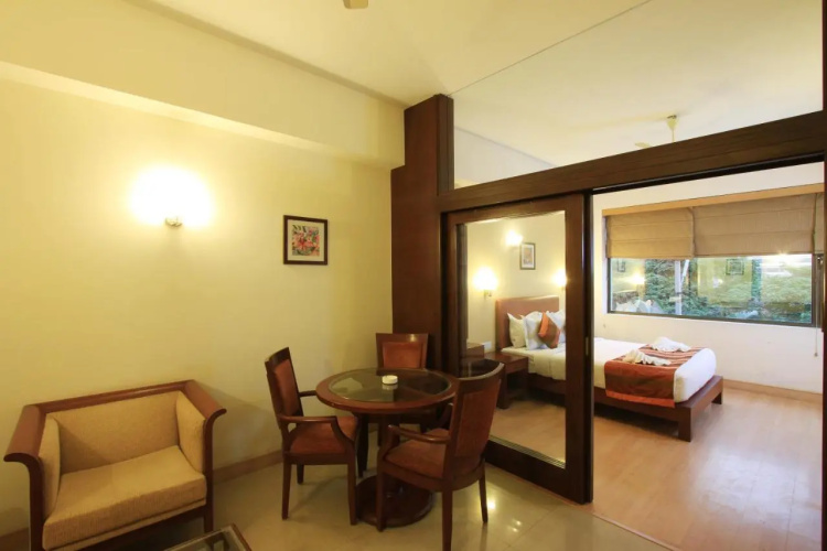 Hotel F66