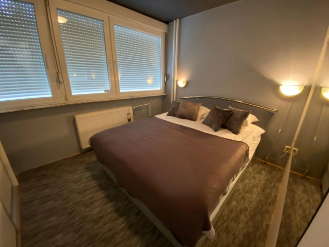 Apartment 8