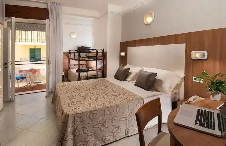 Hotel Lina