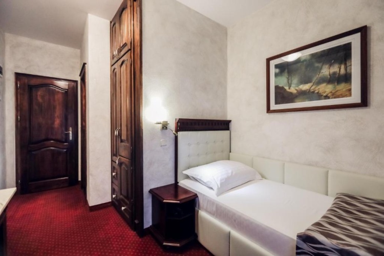 Standard Double room with view