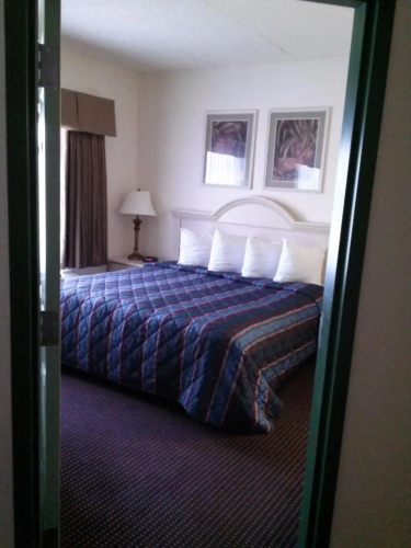 Allure Suites