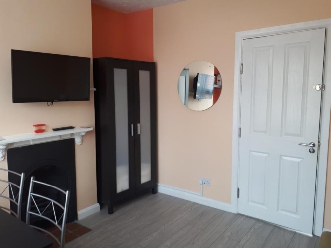 2 Bedrooms Double Cottage