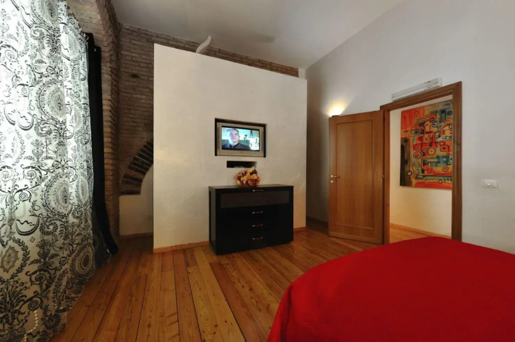 Caesar's Rooms