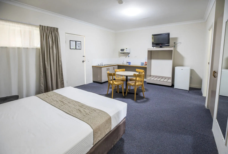 Maraboon Motor Inn
