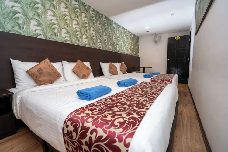 Deluxe Quadruple room