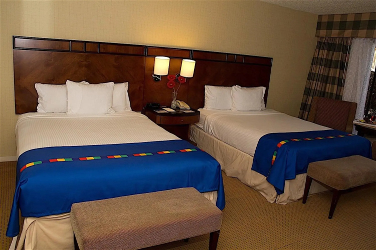 The Hotel Fresno