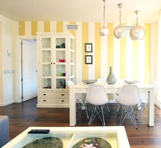Charming Exclusive La Latina