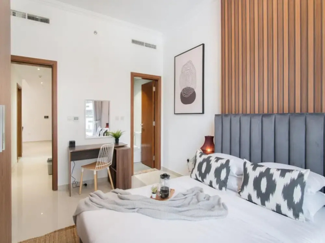 Vibrant 2BR By Burj Khalifa Gym/pool by Belvilla