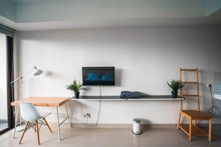 Beverly Dago Apartment