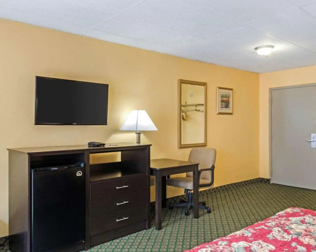 Framingham Inn