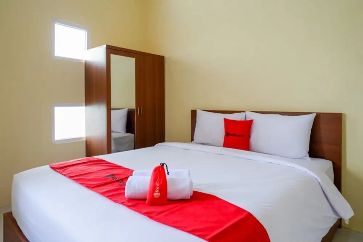 Economy room