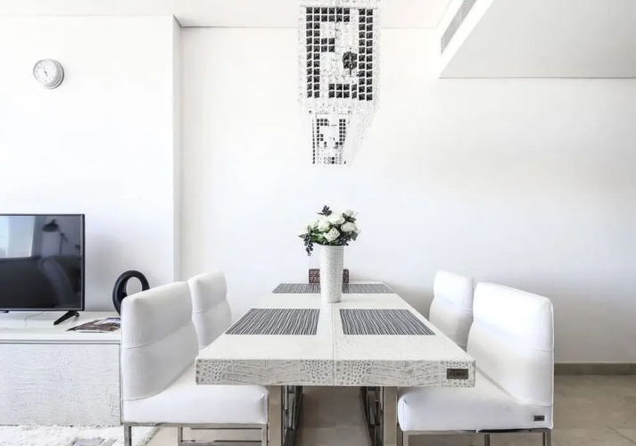 Comfy and Lovely 1BR in Difc!